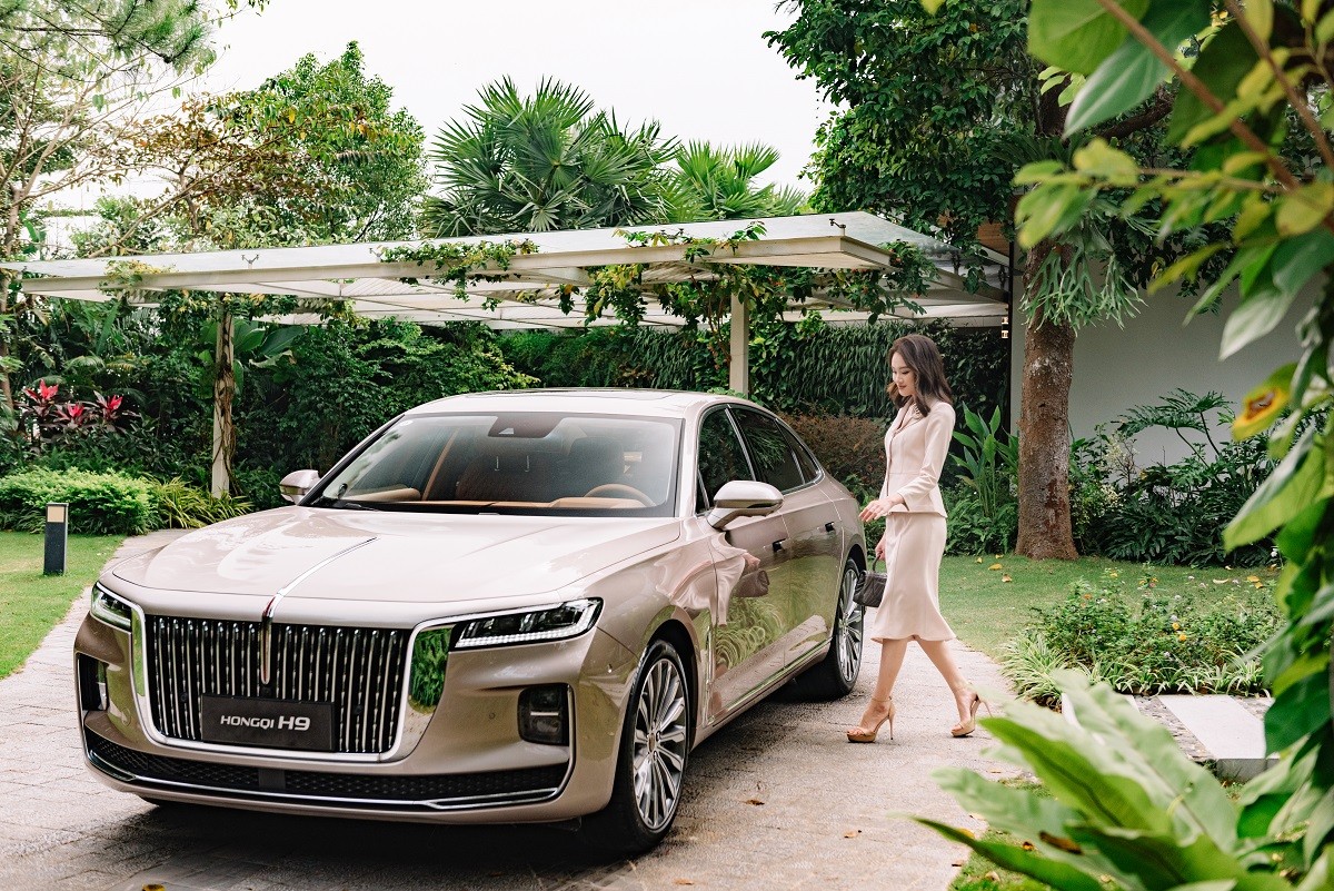 Hãng xe Trung Quốc Hongqi chính thức xuất hiện tại thị trường Việt với 02 mẫu xe ấn tượng