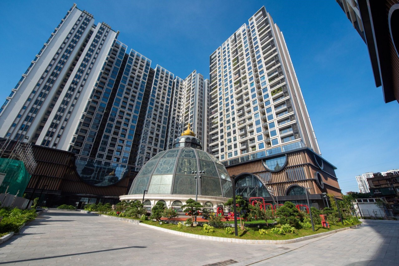 Thời điểm vàng đón sóng căn hộ cao cấp view sông Hồng