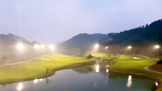 bon loi the cua san golf geleximco hilltop valley golf club