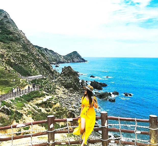 Bamboo Airways tung “cơn lốc” vé máy bay chào hè giá ưu đãi từ 299 nghìn đồng bamboo airways tung con loc ve may bay chao he gia uu dai tu 299k