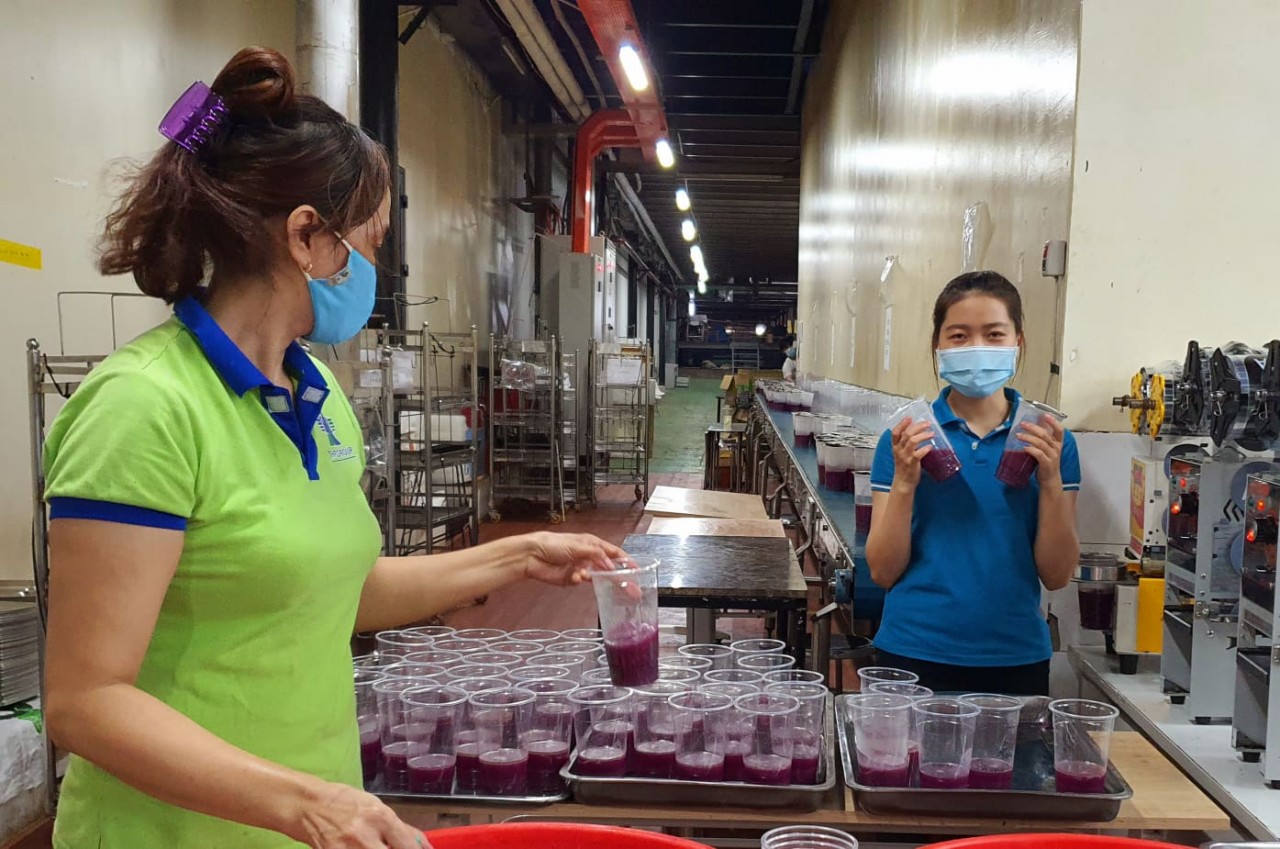 Sống trong mùa dịch: Yêu thương tạo nên sức mạnh, bản lĩnh con người Việt
