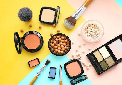 Da khô và thiếu nước: Chăm sóc như thế nào?