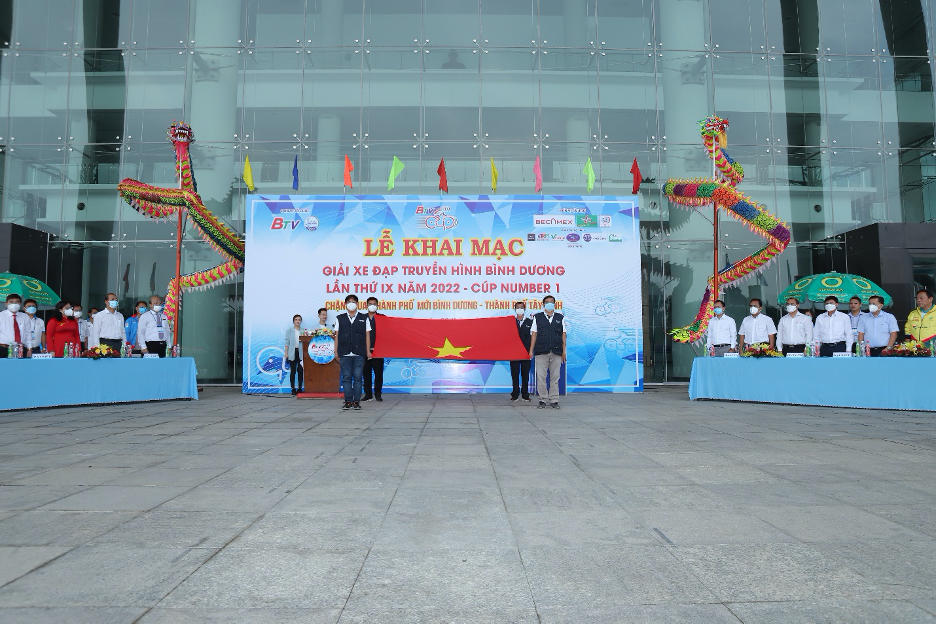 Hoàn thành chặng đầu tiên mùa giải xe đạp truyền hình Bình Dương (BTV) lần thứ XI
