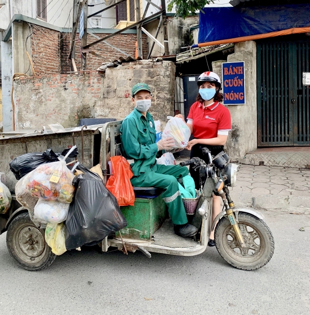 seabank trao tang 352 tan gao cho nguo i nghe o trong mu a di ch covid 19