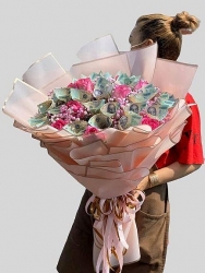Cách “Nộp Lương” độc nhất vô nhị trong mùa COVY của các ông chồng Việt
