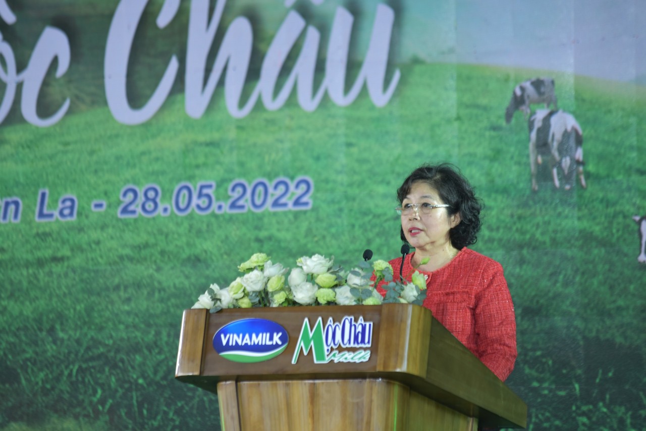 Mộc Châu Milk và Vinamilk chính thức ra mắt, khởi công dự án tổ hợp thiên đường sữa Mộc Châu