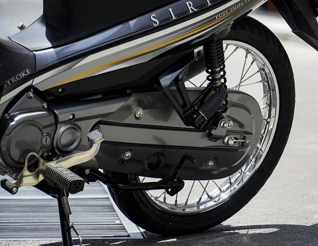 Đánh giá Yamaha Sirius Fi: Gọn nhẹ, ít 