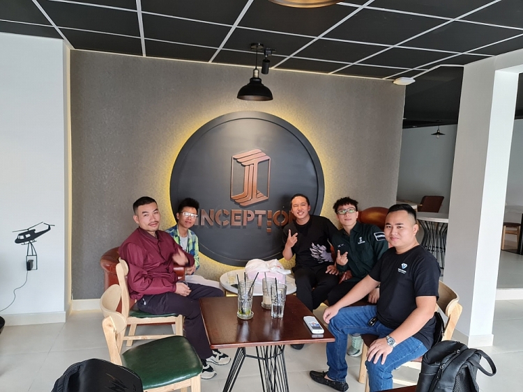 Câu chuyện thành công đầy ngỡ ngàng của chàng trai từng ôm món nợ lớn Câu chuyện thành công đầy ngỡ ngàng của chàng trai từng ôm món nợ lớn