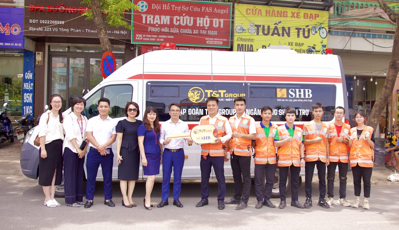 T&T Group và SHB tặng xe cứu thương cho đội hỗ trợ sơ cứu FAS Angel Hà Nội