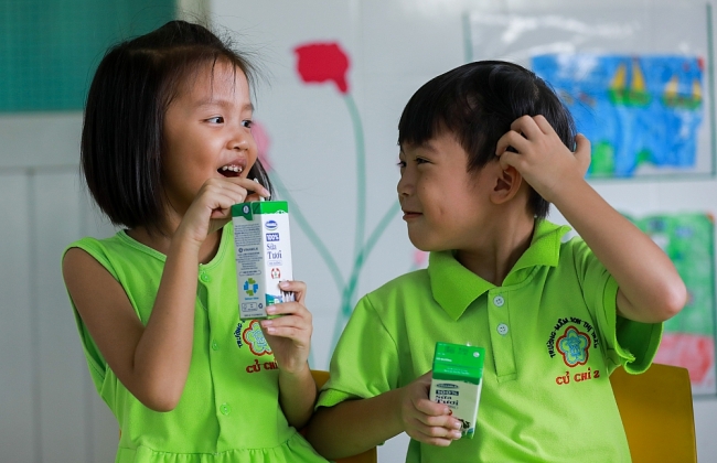Sữa học đường TP. Hồ Chí Minh: Chương trình nhân văn đem lại nhiều niềm vui cho con trẻ