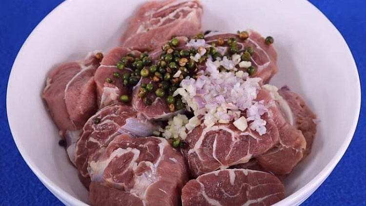 Thơm lừng với bò kho tiêu đượm vị ấm nồng ngày đầu đông