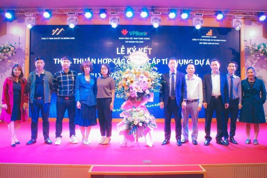 Tưng bừng khí thế lễ ký kết các hợp đồng hợp tác chiến lược dự án Mường Khến Heritage Tưng bừng khí thế lễ ký kết các hợp đồng hợp tác chiến lược dự án Mường Khến Heritage