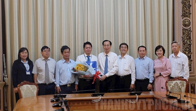 Nhân sự, lãnh đạo mới tại Hà Tĩnh, Đà Nẵng, TP.HCM nhan su lanh dao moi tai ha tinh da nang tphcm