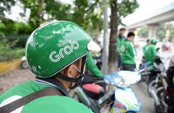 Nhận chuyển phát hơn 23 triệu đồng, tài xế GrabBike ôm tiền bỏ trốn