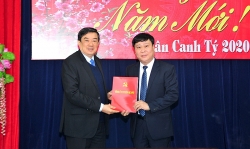 vinh long co tan pho bi thu tinh uy 48 tuoi