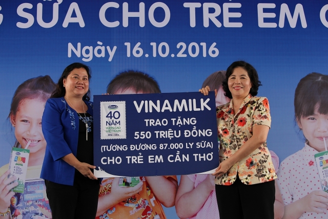 Vinamilk với 12 năm vì sứ mệnh: “Để mọi trẻ em đều được uống sữa mỗi ngày” vinamilk voi 12 nam vi su menh de moi tre em deu duoc uong sua moi ngay