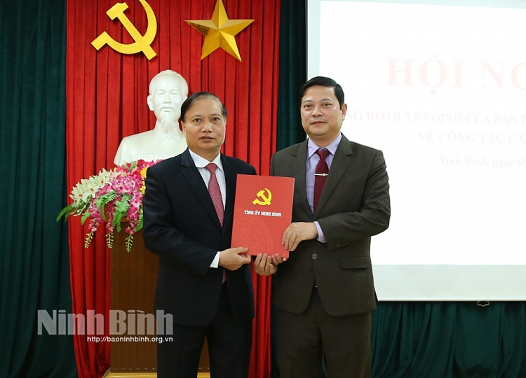 Ông Lê Văn Kiên nhận quyết định điều động, bổ nhiệm
