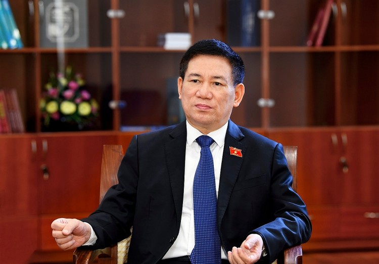 Bộ trưởng Bộ Tài chính, ông Hồ Đức Phớc