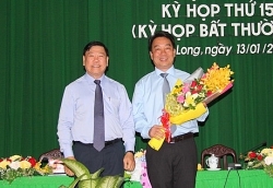 phe chuan ong lu quang ngoi giu chuc chu tich ubnd tinh vinh long