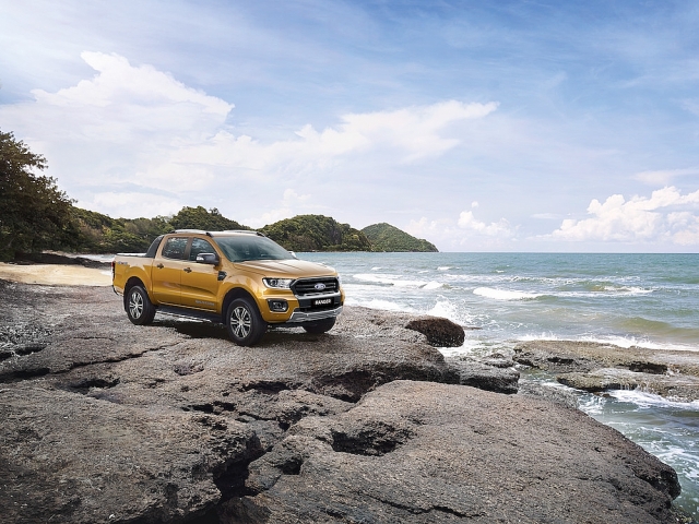 ford ranger limited ra mat voi thiet ke moi gia tu khong doi
