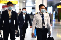 trung quoc bac si dot tu vi chong dich virus corona suot 18 ngay