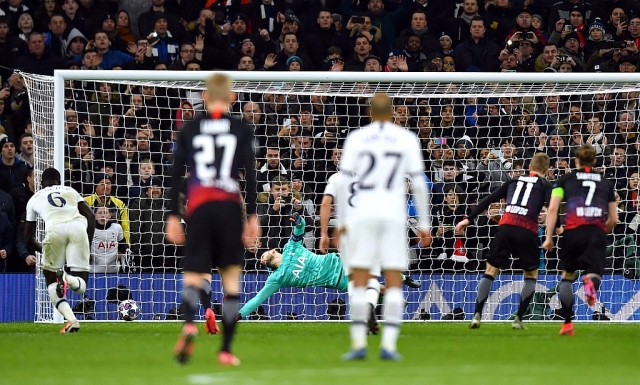 ket qua champions league vang son heung min tottenham thua dau ngay tren san nha