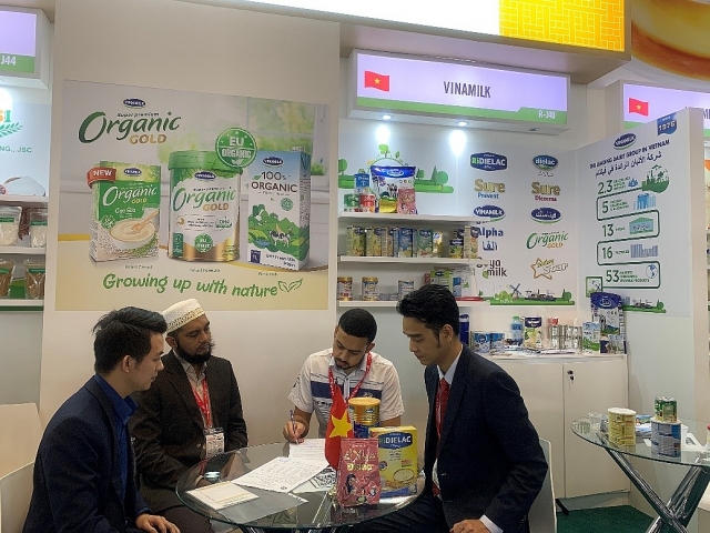 vinamilk ky hop dong 20 trieu usd ngay tai hoi cho quoc te gulfood dubai 2020