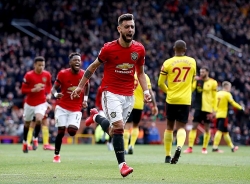 MU đè bẹp Watford, "bom tấn" Bruno Fernandes toả sáng thế nào?