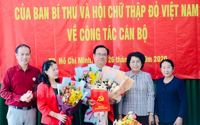nhan su lanh dao moi bo quoc phong hoi chu thap do viet nam