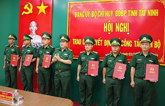 nhan su moi bo doi bien phong thai binh thanh hoa tay ninh