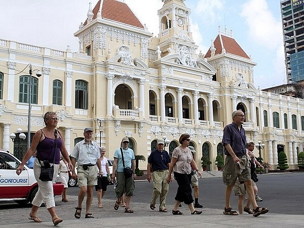 Lãnh đạo TP.HCM viết thư kêu gọi du khách hợp tác phòng dịch COVID-19 lanh dao tphcm viet tam thu keu goi du khach hop tac phong dich covid 19