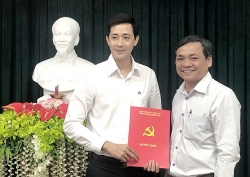 thu tuong phe chuan ong nguyen duc trung giu chuc chu tich tinh nghe an
