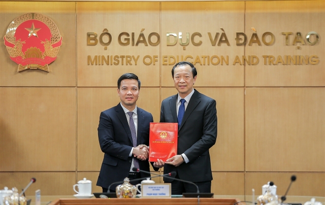 Bộ Giáo dục và Đào tạo, Bộ Nội vụ, Bộ Giao thông bổ nhiệm lãnh đạo mới bo giao duc va dao tao bo noi vu bo giao thong bo nhiem lanh dao moi