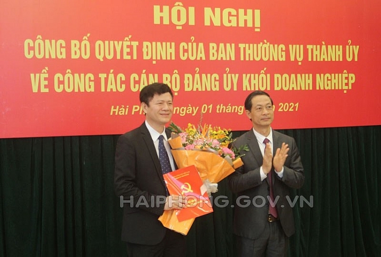 Ông Đỗ Quang Khoa nhận quyết định