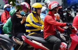 Grab, Be, GoViet đồng loạt mở lại nhiều dịch vụ từ 23/4