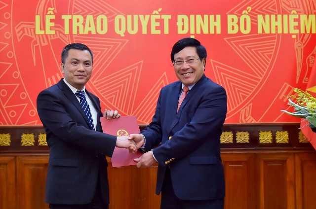 dieu dong bo nhiem lanh dao moi bo cong an bo ngoai giao