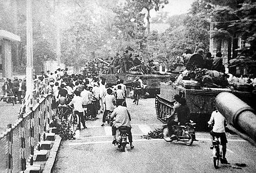nhung hinh anh khong the nao quen ve ngay giai phong mien nam 3041975