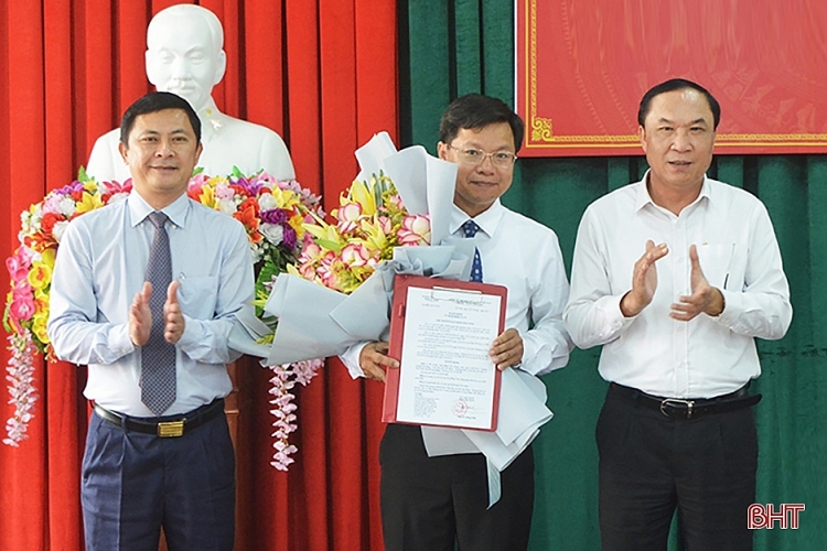 Hà Tĩnh, Quảng Ninh, Quảng Ngãi bổ nhiệm hàng loạt nhân sự mới
