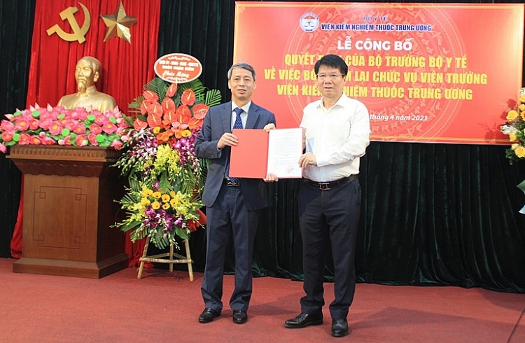 Bộ Xây dựng, Bộ Y tế, Bộ Thông tin - Truyền thông