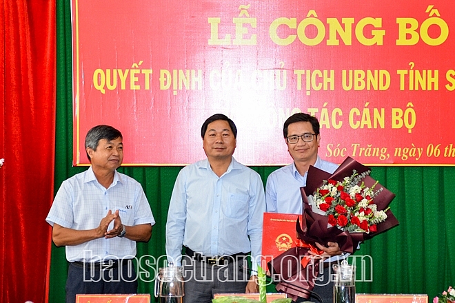 Ông Dương Văn Ngoảnh nhận quyết định bổ nhiệm