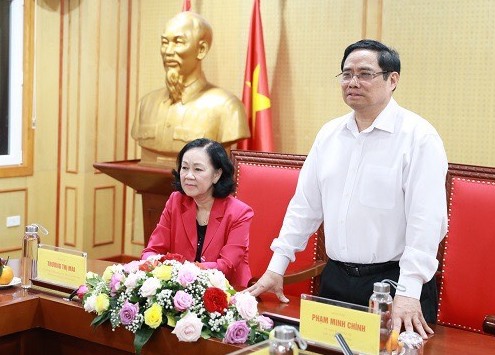 Bàn giao nhiệm vụ Trưởng Ban Tổ chức Trung ương