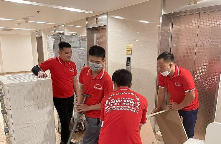 Chuyển văn phòng trọn gói Thành Hưng uy tín, chuyên nghiệp, tận tâm Chuyển văn phòng trọn gói Thành Hưng uy tín, chuyên nghiệp, tận tâm