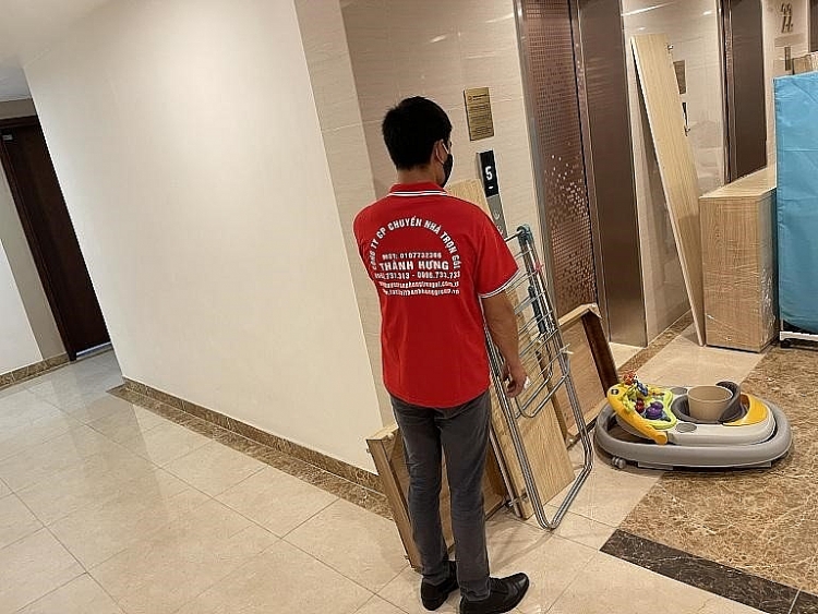 Chuyển văn phòng trọn gói Thành Hưng uy tín, chuyên nghiệp, tận tâm Chuyển văn phòng trọn gói Thành Hưng uy tín, chuyên nghiệp, tận tâm