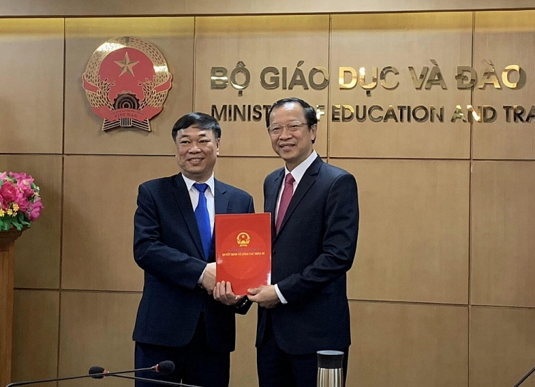 Bổ nhiệm lãnh đạo mới Bộ Giao thông, Bộ Giáo dục và Đào tạo
