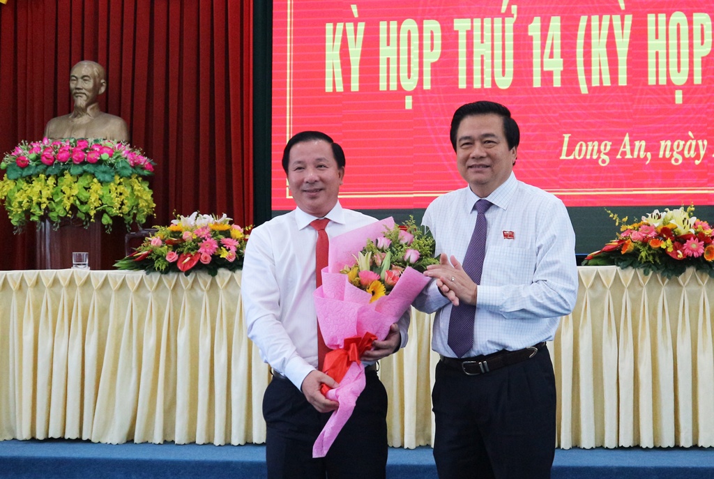 Long An có tân Phó Chủ tịch UBND tỉnh
