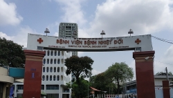 hai nguoi viet nam dang ky hien phoi cho benh nhan 91