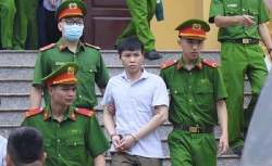 vu ong luong huu phuoc tu tu huy 2 ban an dieu tra lai