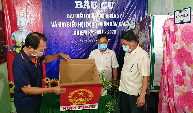 Cử tri ở Thổ Chu được bỏ phiếu sớm 2 ngày so với quy định