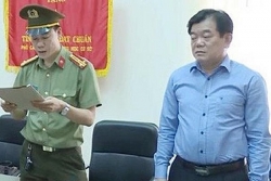hoa binh khai tru dang 2 can bo gian lan thi cu nam 2018