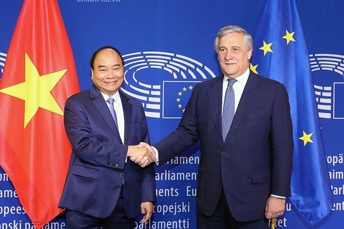 ngay 306 viet nam ky ket 2 hiep dinh thuong mai lon chua tung co voi eu